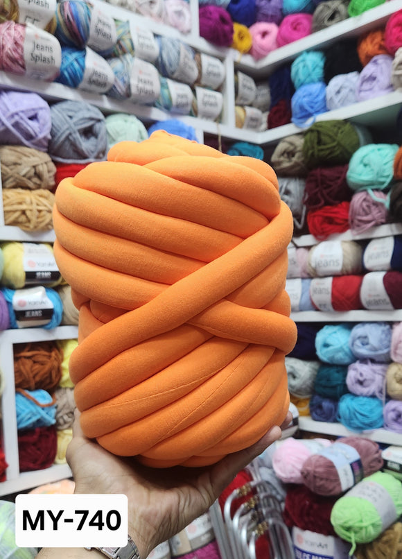 Marshmellow yarn