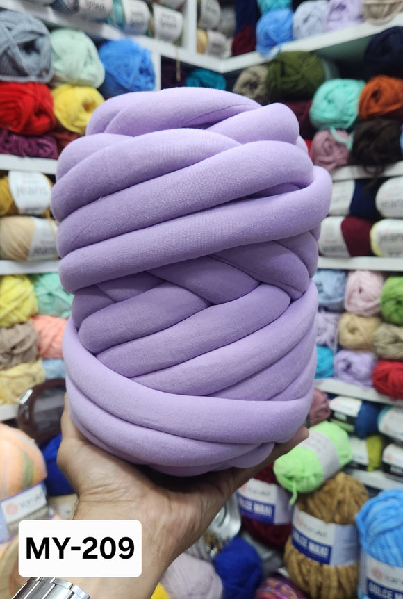 Marshmellow yarn