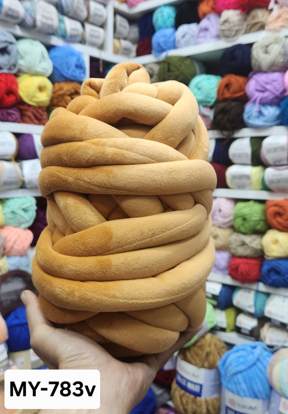 Marshmellow yarn