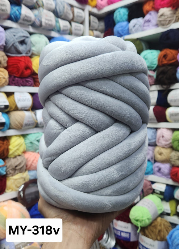 Marshmellow yarn