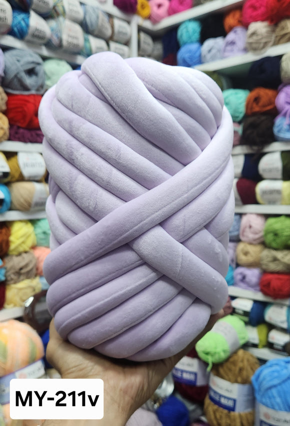 Marshmellow yarn